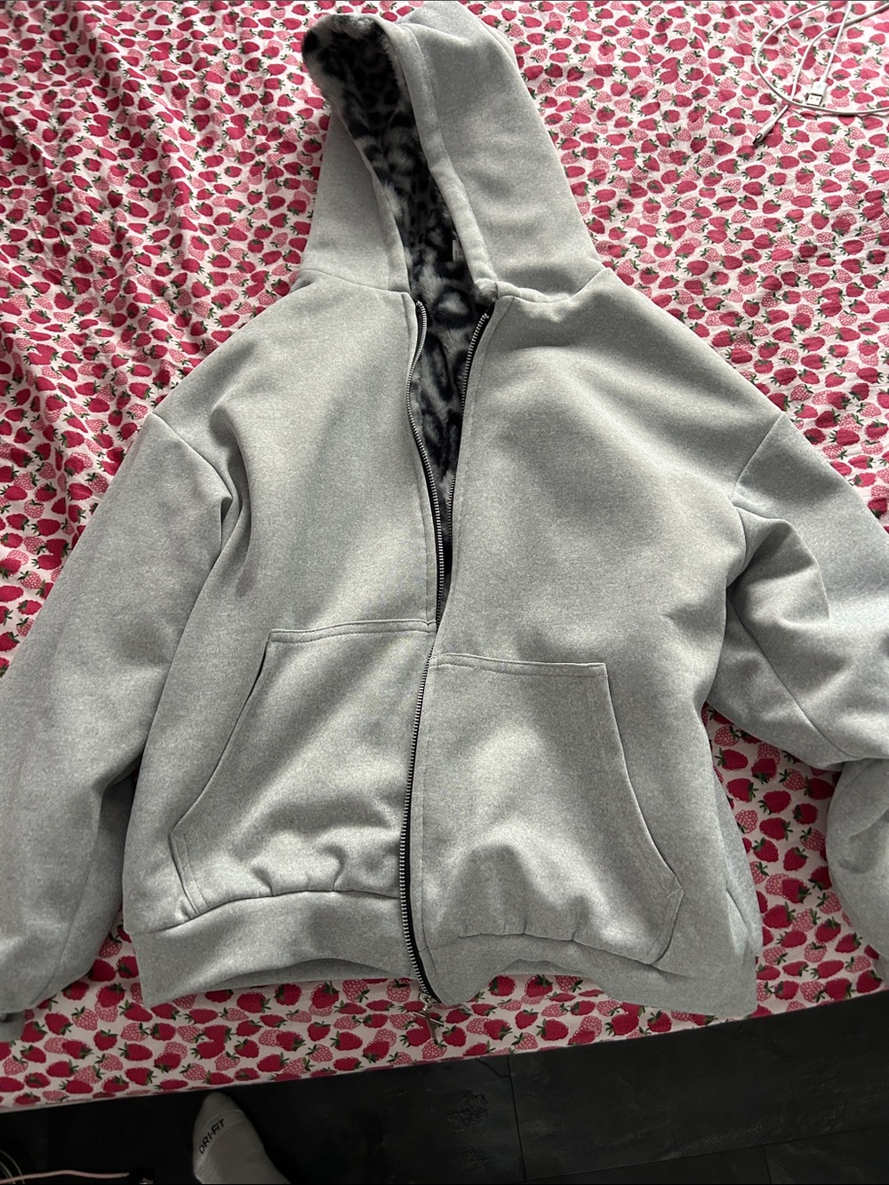 Amazon Gray Hooded Zip-Up Sweatshirt with Leopard-Print Lining